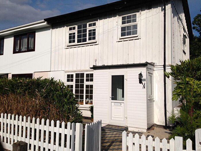 3 Bedroom End Of Terrace House To Rent In Hutton Gardens, Harrow Weald, HA3