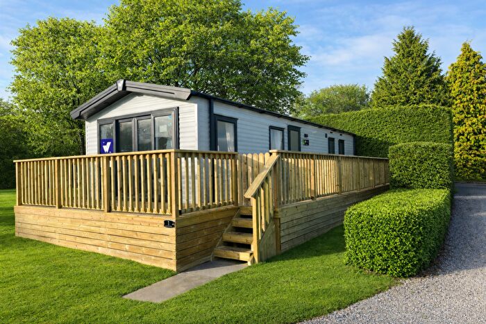 2 Bedroom Caravan For Sale In Blackmoor Lane, Bardsey, Leeds, LS17