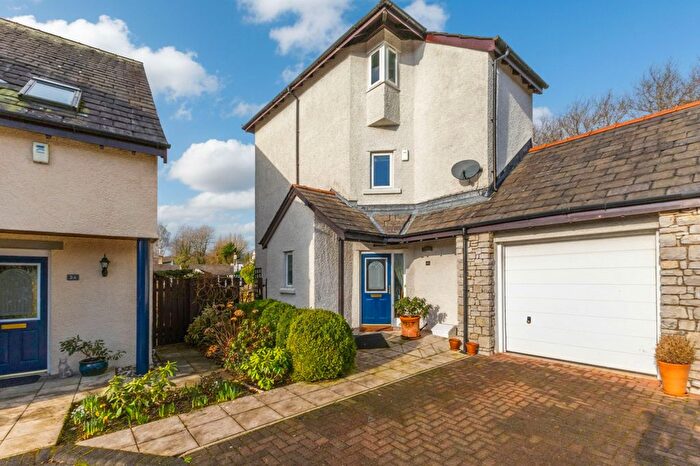 4 Bedroom Link Detached House For Sale In Riverdale Court, Kendal, LA9