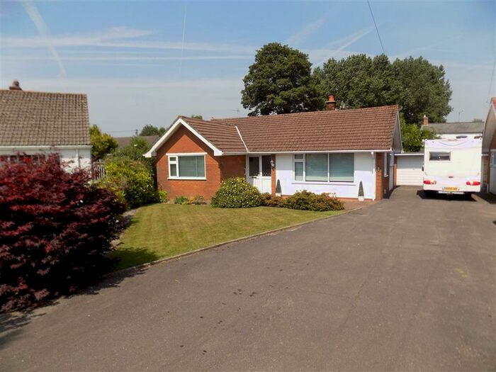 3 Bedroom Bungalow To Rent In Moyle Grove, Ponthir, NP18