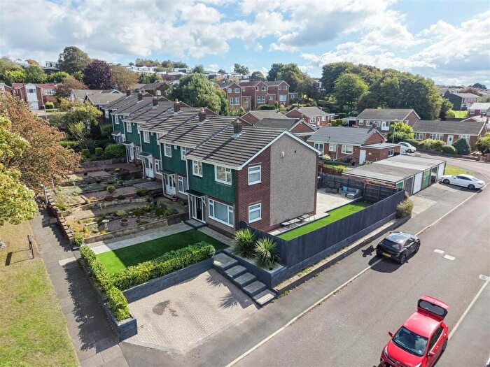 3 Bedroom End Of Terrace House For Sale In Woodstock Road, Low Fell, Gateshead, NE9
