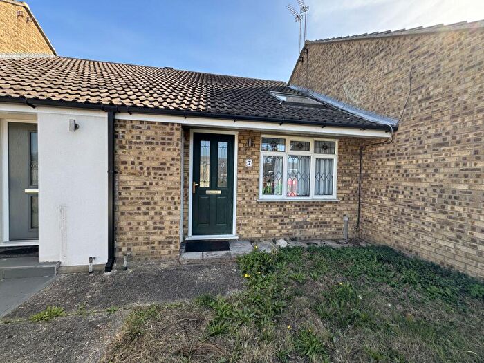 1 Bedroom Terraced House To Rent In Muswell Walk, Clacton-on-Sea, CO16