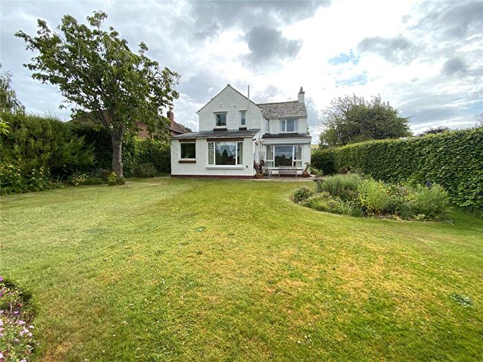 3 Bedroom Detached House For Sale In Birches Nook Road, Stocksfield, NE43