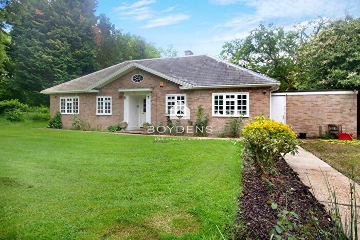 3 Bedroom Bungalow To Rent In Ardleigh, Colchester, Essex, CO7