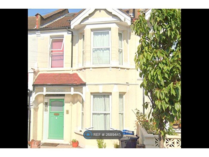 4 Bedroom Terraced House To Rent In Boscombe Road, London, SW17