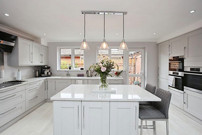 3 Bedroom Bungalow For Sale In Amber Lane, Maidstone, Kent, ME17