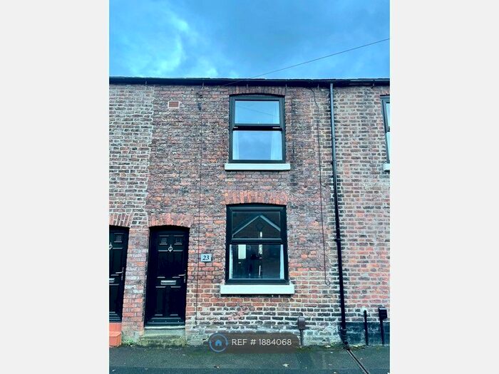 2 Bedroom Terraced House To Rent In Parr Street, Macclesfield, SK11