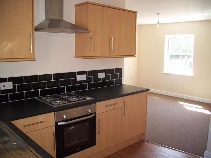 2 Bedroom Flat To Rent In Hennessey Court, Thorne, DN8