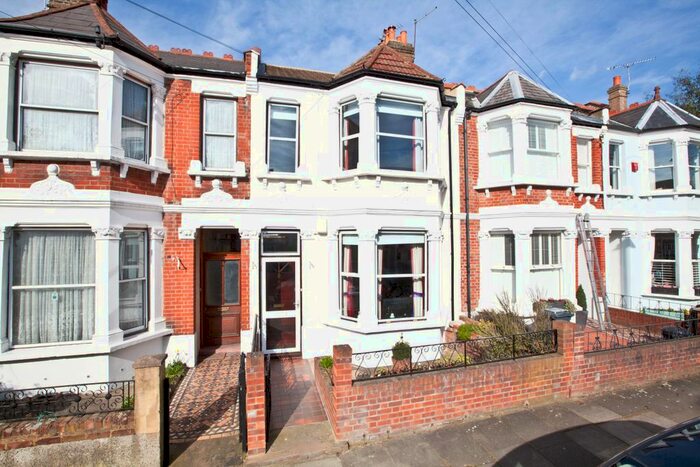 1 Bedroom Flat To Rent In Balfern Grove, Chiswick, London, Uk, W4