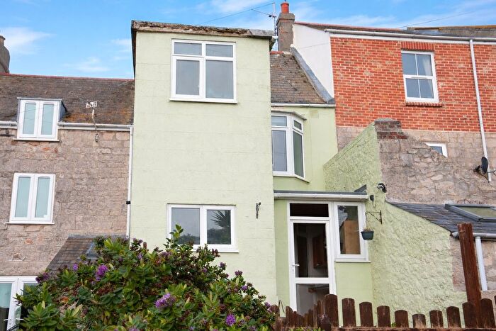 2 Bedroom Terraced House For Sale In Fortuneswell, Portland, Dorset, DT5