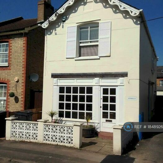 1 Bedroom Flat To Rent In Borough Road, Kingston, KT2