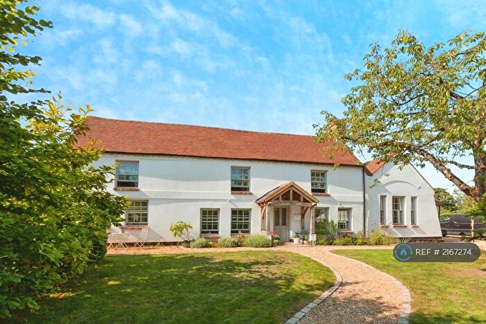 5 Bedroom Detached House To Rent In Cherry Tree Road, Rowledge, GU10