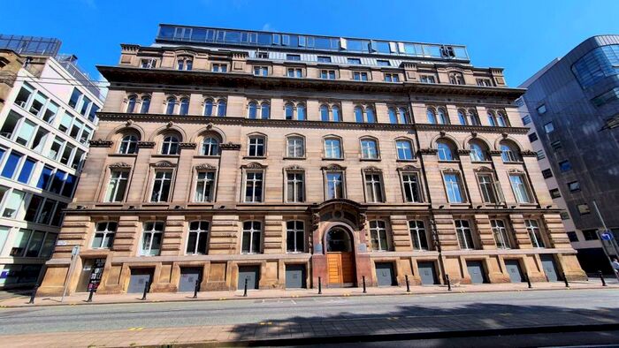 2 Bedroom Apartment To Rent In The Grand, Aytoun St, M1