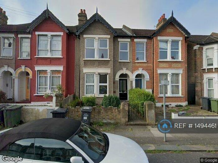 2 Bedroom Flat To Rent In Mount Pleasant Road, London, SE13