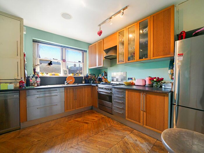2 Bedroom Flat For Sale In Ebury Street, London, SW1W