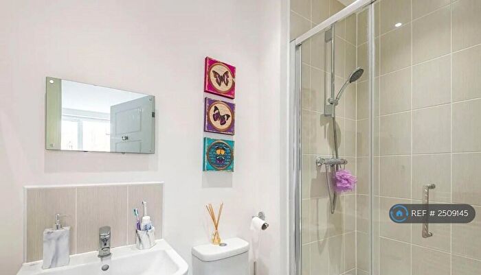 2 Bedroom Flat To Rent In Albers Court, Harrow, HA3