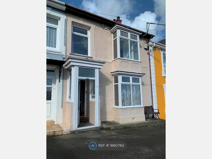 4 Bedroom Terraced House To Rent In High Terrace, New Quay, SA45