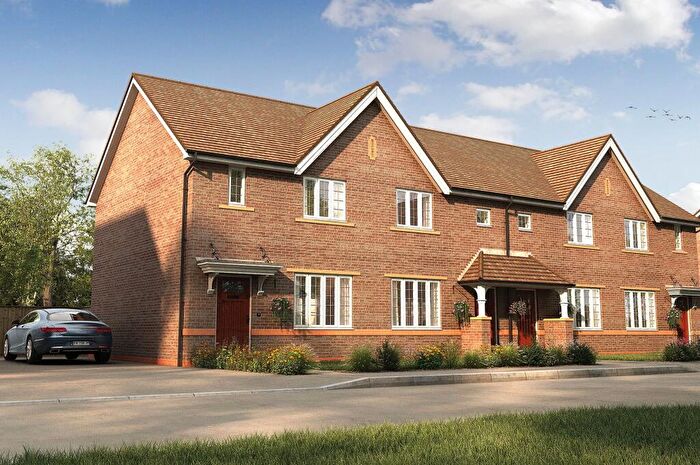 2 Bedroom Terraced House For Sale In Birmingham Road, Alcester, B49