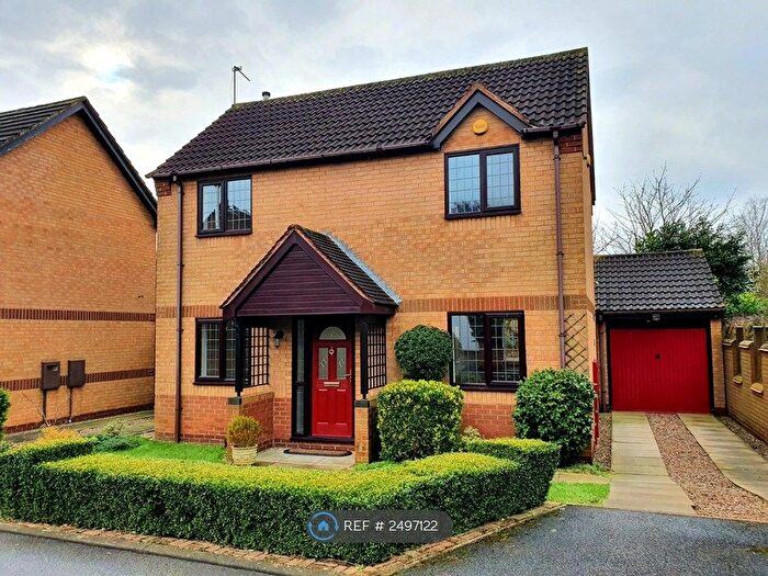 3 Bedroom Detached House To Rent In Mountford Close, Oakwood, Derby, DE21
