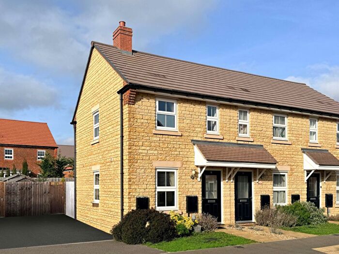 1 Bedroom End Terrace House For Sale In Franklin Furrows, Stanford In The Vale, SN7