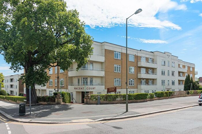 1 Bedroom Flat To Rent In Vincent Court, Bell Lane, Hendon, NW4