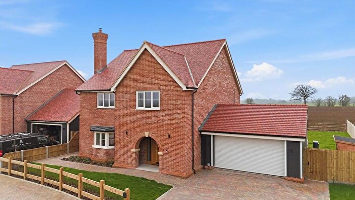 4 Bedroom Detached House For Sale In High Road, Great Finborough, IP14