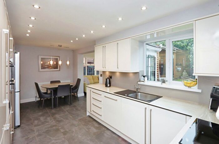 4 Bedroom Detached House For Sale In Peacock Close, Killamarsh, Sheffield, Derbyshire, S21