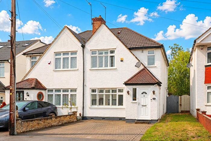 3 Bedroom Semi-detached House For Sale In Victoria Avenue, Hillingdon, UB10