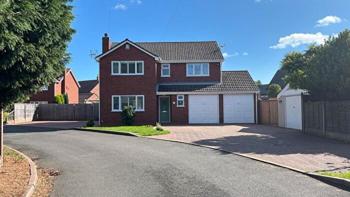 4 Bedroom Detached House For Sale In Meadow Gardens, Measham, Swadlincote, DE12