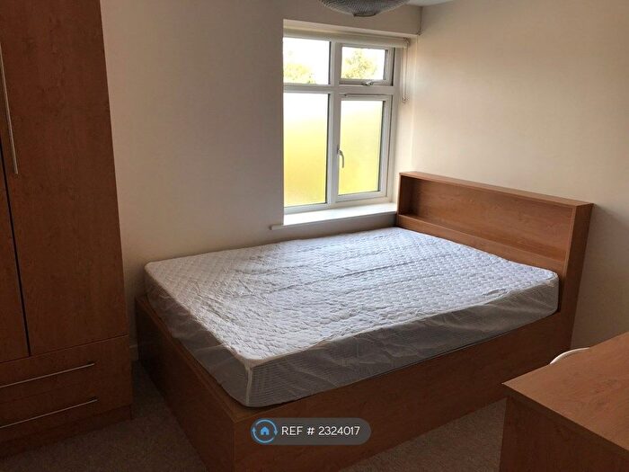 1 Bedroom Flat To Rent In Capstone Road, Bournemouth, BH8
