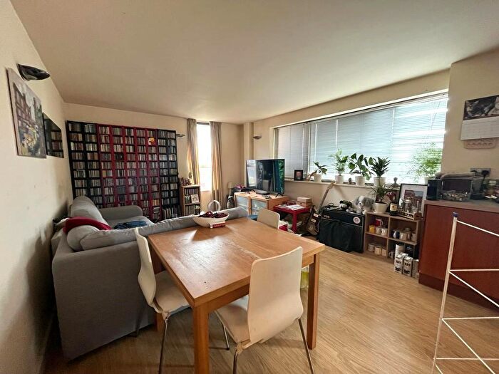 2 Bedroom Flat To Rent In Jutland House, Jutland Street, Manchester, M1