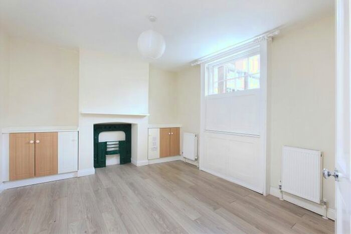 2 Bedroom Terraced House To Rent In Barchard Street, Wandsworth, SW18