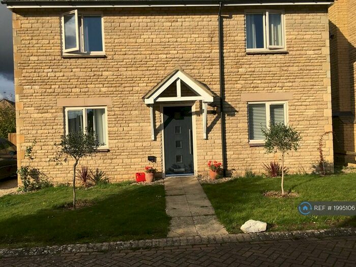 3 Bedroom Detached House To Rent In Gossway Fields, Kirtlington, OX5