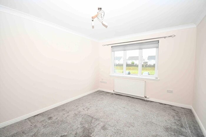 2 Bedroom Flat To Rent In Pinewood Court, Milton Of Leys, Inverness, IV2