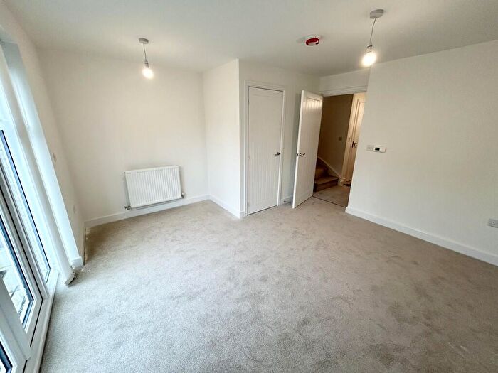 2 Bedroom End Of Terrace House To Rent In Tamerlane Road, Crewe, Cheshire, CW1