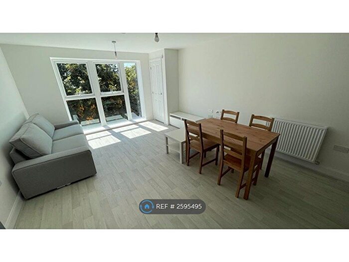 2 Bedroom Flat To Rent In St. Lukes Road, Birmingham, B5