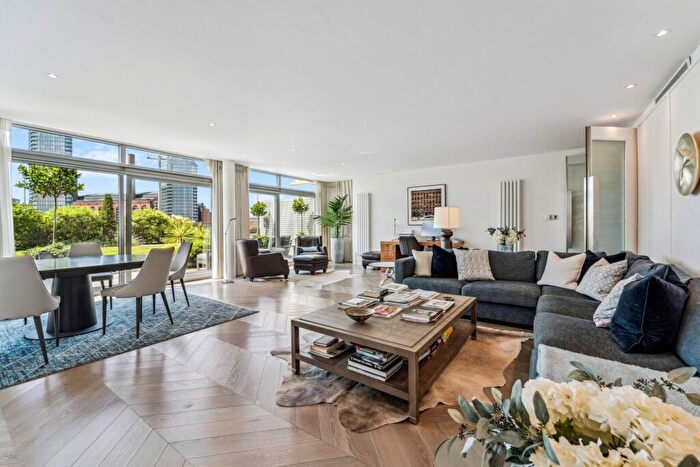 2 Bedroom Apartment To Rent In The Montevetro Building, SW11