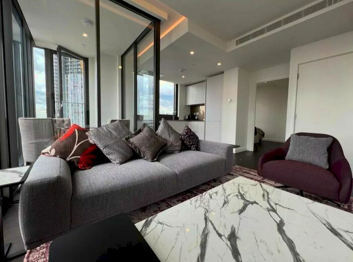2 Bedroom Flat To Rent In Damac Tower, Vauxhall, London, SW8