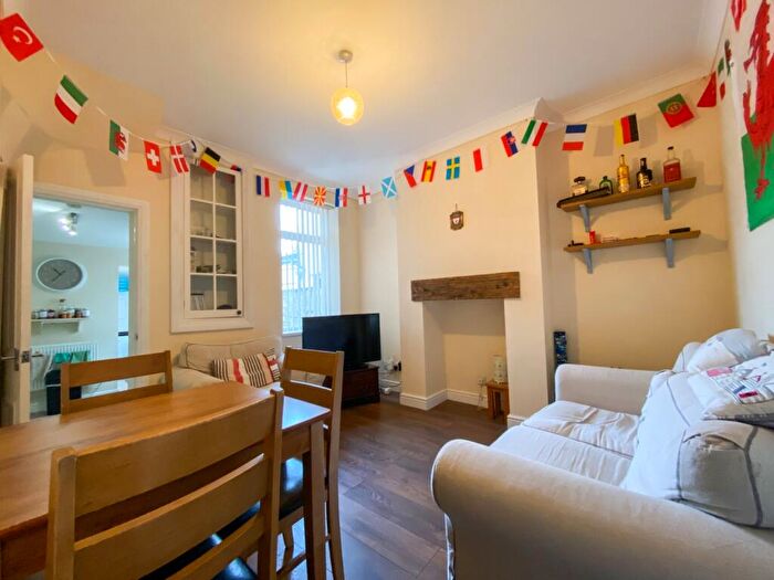 3 Bedroom Terraced House To Rent In Glenroy Street, Roath, CF24