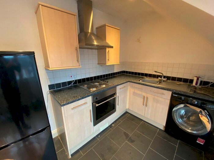 1 Bedroom Flat To Rent In Portswood Park, Portswood Road, Southampton, SO17