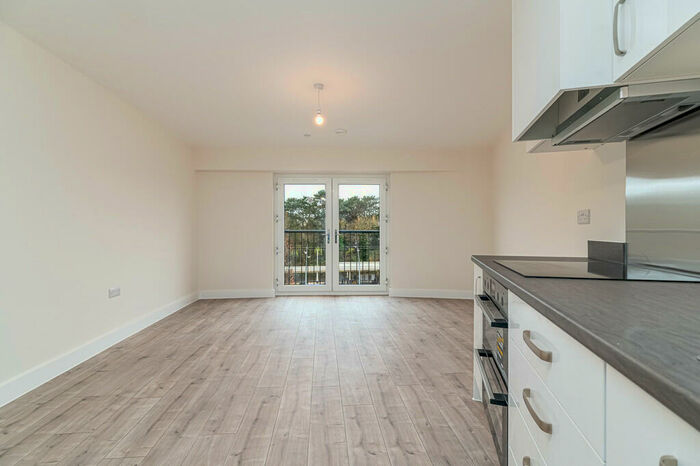 1 Bedroom Apartment To Rent In Hunslet House, Station Road, NN17