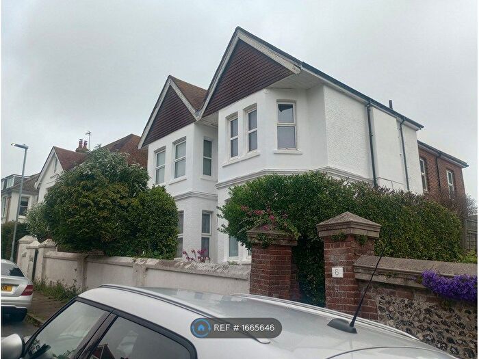 Studio To Rent In Hurst Lane, Eastbourne, BN21