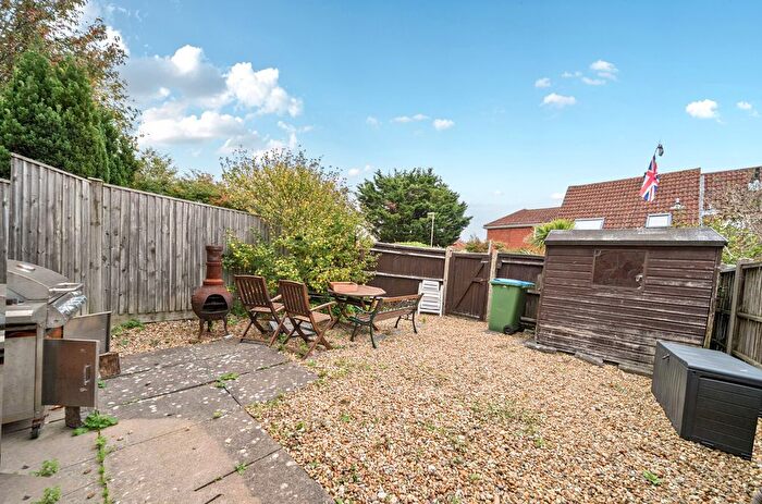 2 Bedroom Terraced House For Sale In Cygnet Court, Fareham, Hampshire, PO16