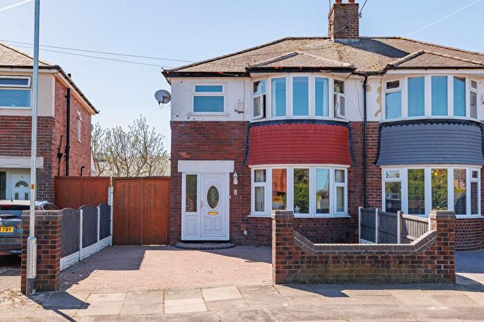 3 Bedroom Semi Detached House For Sale In Grosvenor Road, Maghull, L31