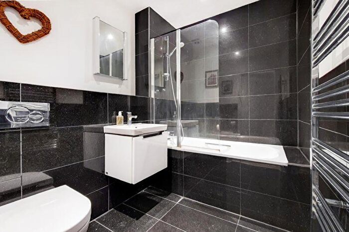 1 Bedroom Flat For Sale In Scarbrook Road, Croydon, CR0