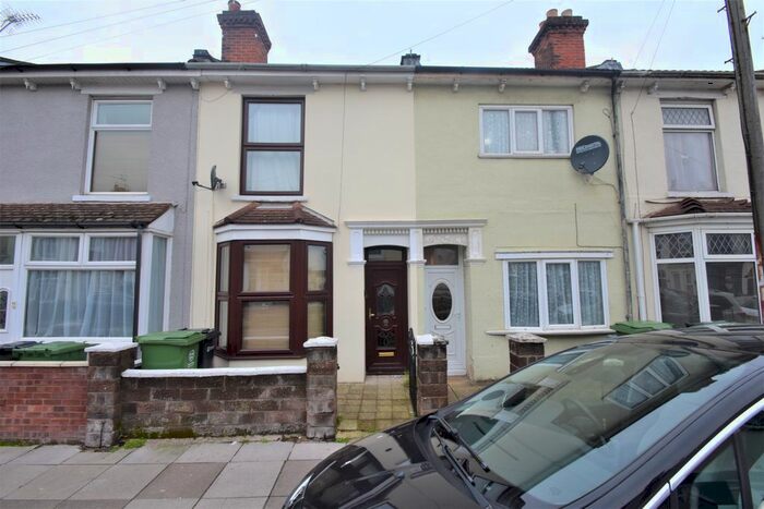 2 Bedroom Terraced House To Rent In Lynn Road, Portsmouth, PO2