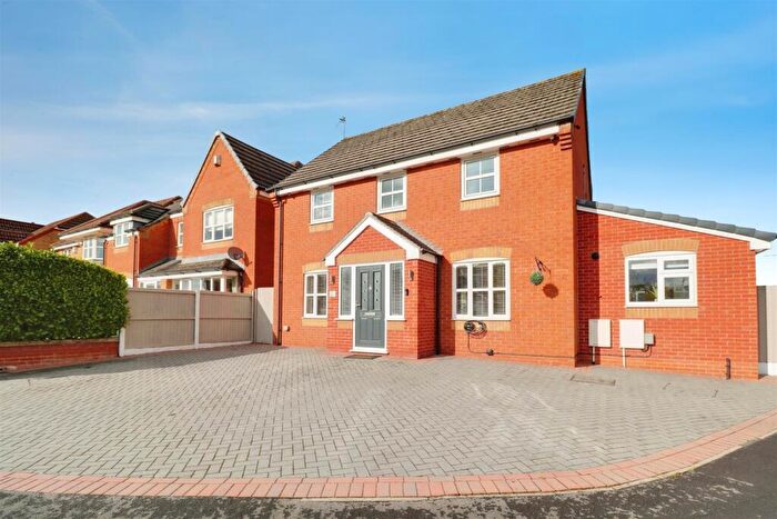 4 Bedroom Detached House For Sale In Minnie Close, Halmer End, Stoke-On-Trent, ST7