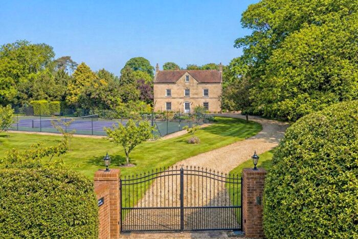 9 Bedroom Detached House For Sale In Hough Road, Barkston, Grantham, NG32