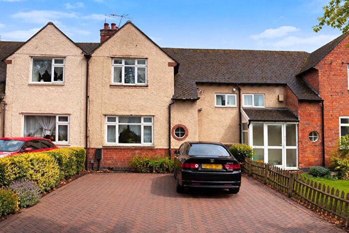 3 Bedroom Terraced House For Sale In Justins Avenue, Stratford-Upon-Avon, CV37