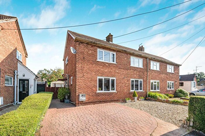 3 Bedroom Property For Sale In College Way, Horspath, OX33